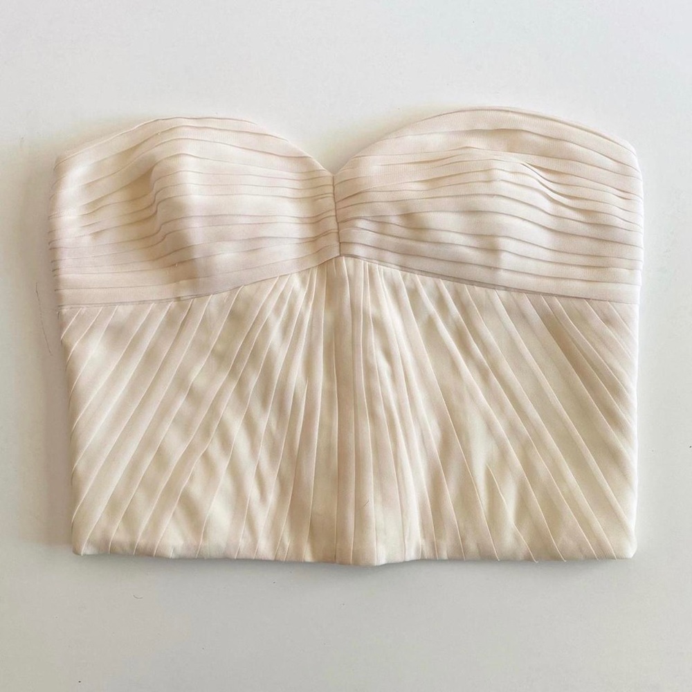 Strapless top